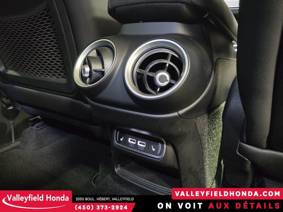 Alfa Romeo Stelvio Veloce AWD IMPECCABLE! 2022-17