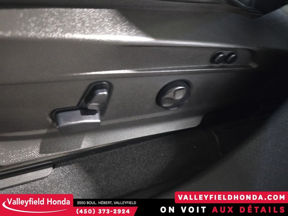 Alfa Romeo Stelvio Veloce AWD 2023-31