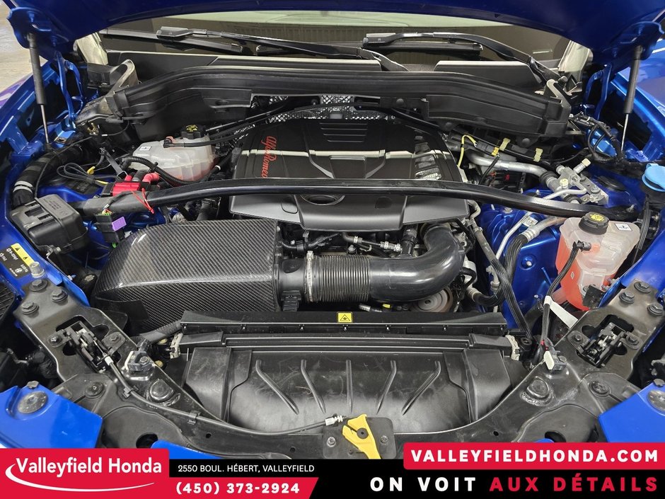 Alfa Romeo Stelvio Veloce AWD 2023-14