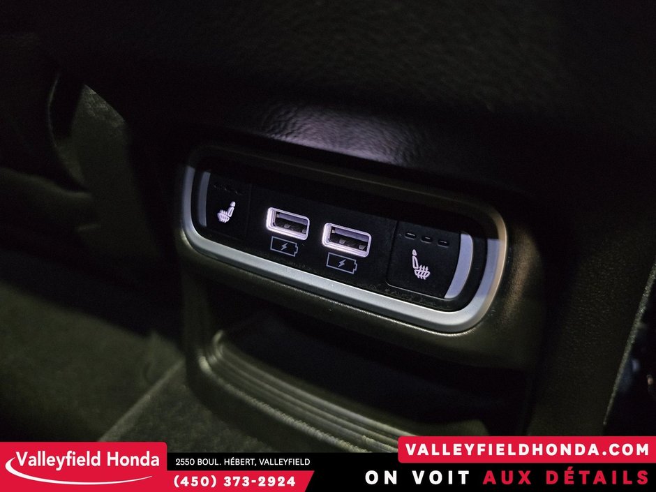 Alfa Romeo Stelvio Veloce AWD 2023-18