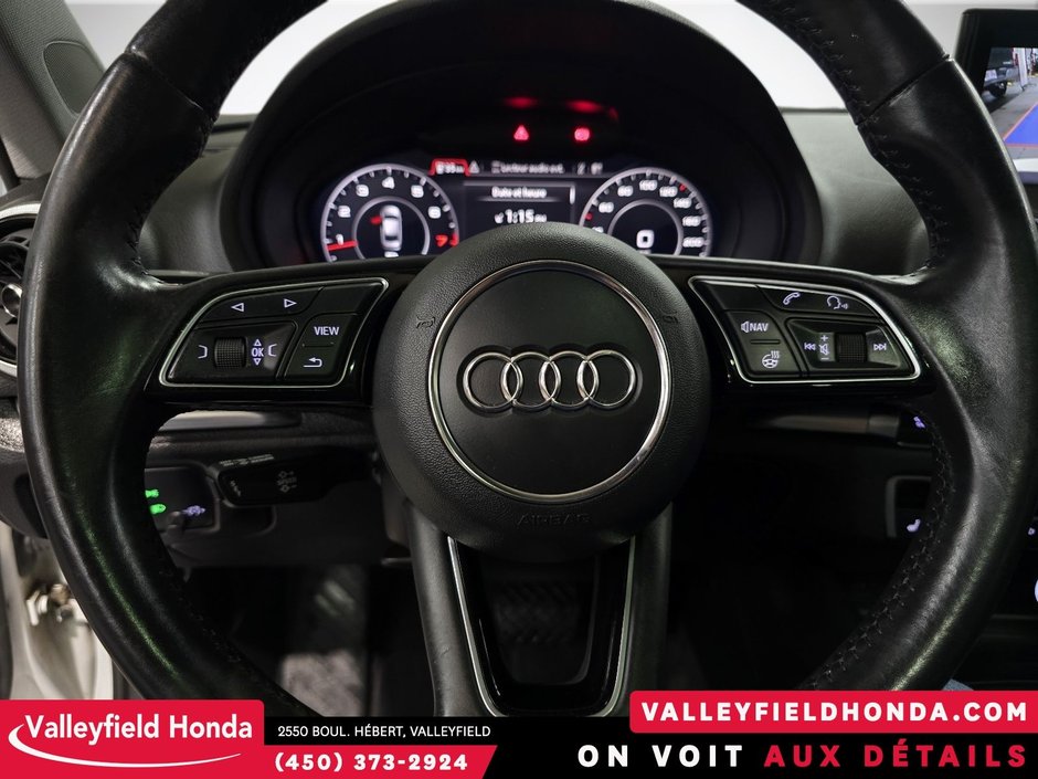Audi A3 SEDAN Technik 45 Quattro 2019-18