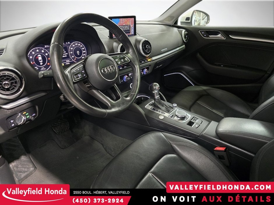 Audi A3 SEDAN Technik 45 Quattro 2019-11