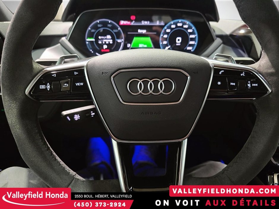 Audi e-tron GT AWD 522HP - Premium Package 2022-17