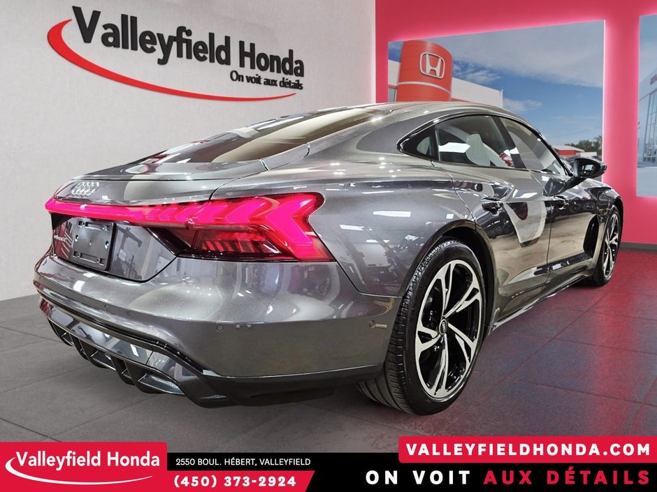 Audi e-tron GT AWD 522HP - Premium Package 2022-5