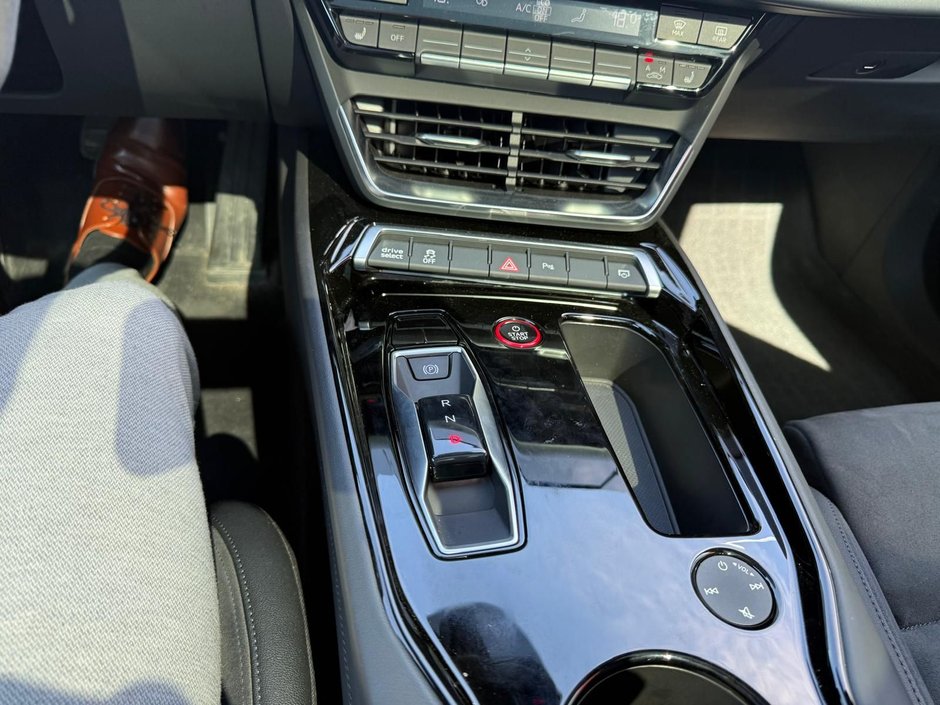 2022 Audi e-tron GT BASE 383KM AUTONOMIE-11