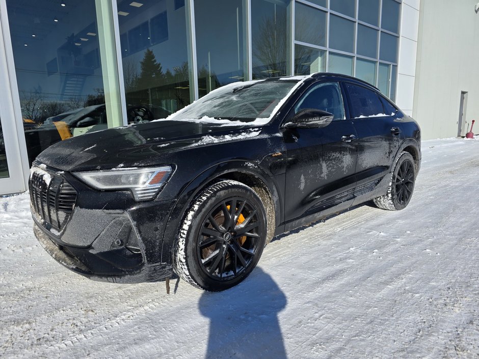 2022 Audi e-tron Sportback Technik 55 Sportback Black Optics Package-0