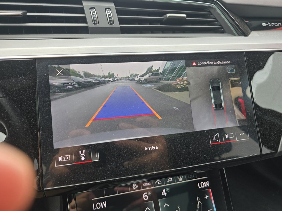 2022 Audi e-tron Sportback Technik IMPECCABLE !-14