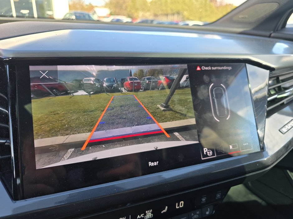 Audi Q4 e-tron S-Line IMPECCABLE ! COMME NEUF 2023-7