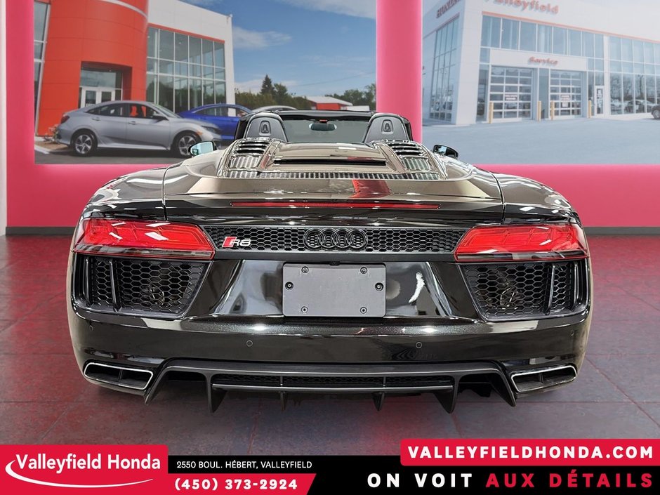 Audi R8 SPYDER V10 QUATTRO 2017-9
