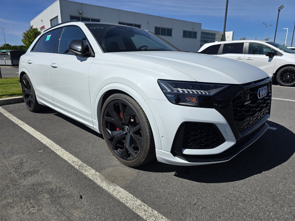 2022 Audi RS Q8 591HP-2