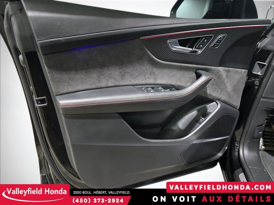 Audi RS Q8 591 HP QUATTRO - BLACK OPTICS PACKAGE 2022-18