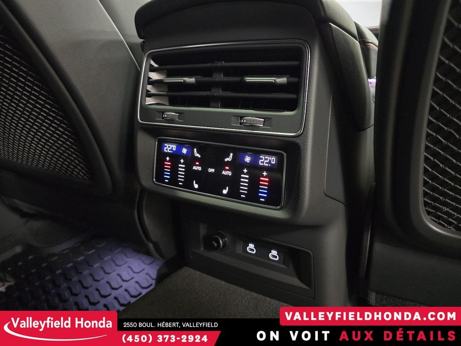 Audi RS Q8 Black Optics Package - Pneus 23po 2023-19