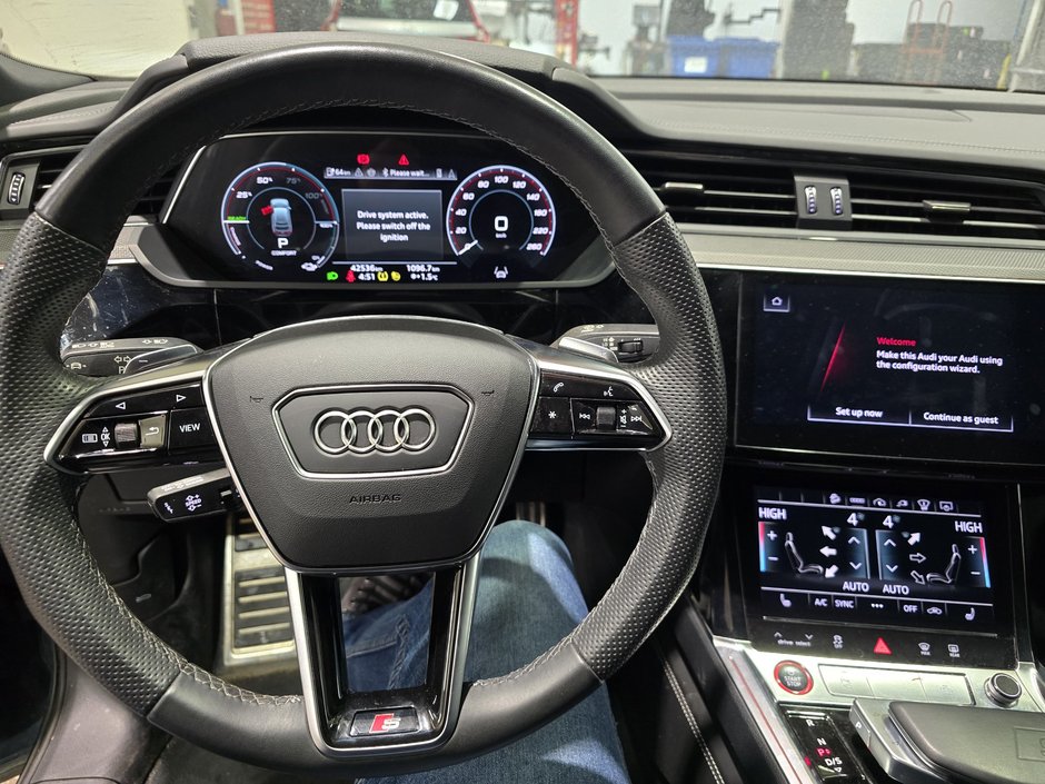 2024 Audi SQ8 e-tron Sportback BLACK COMP - TECH PACKAGE - PREMIUM PACKAGE-3