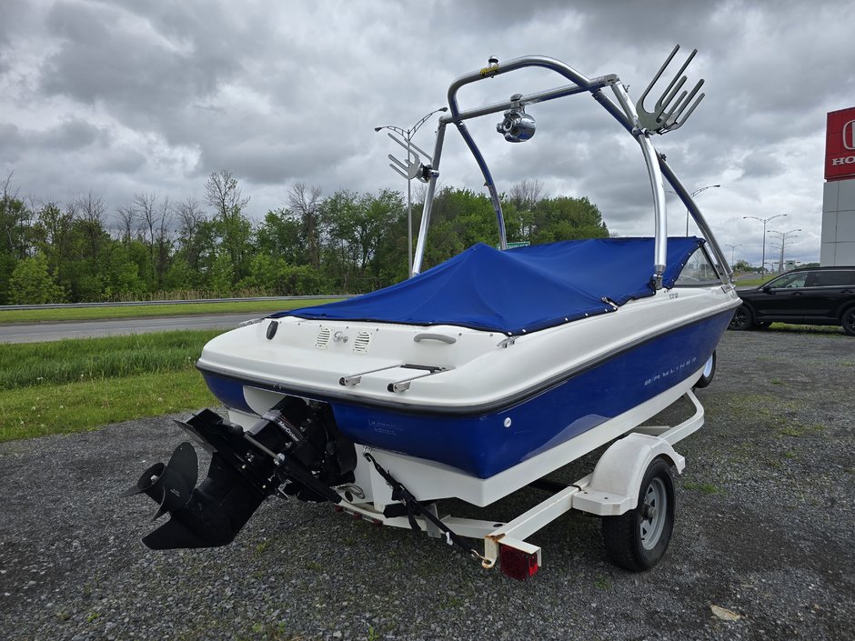 2007 Bayliner 175 Systeme de son complet valeur 5000$-5
