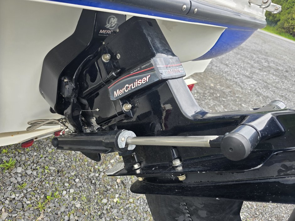 2007 Bayliner 175 Systeme de son complet valeur 5000$-4