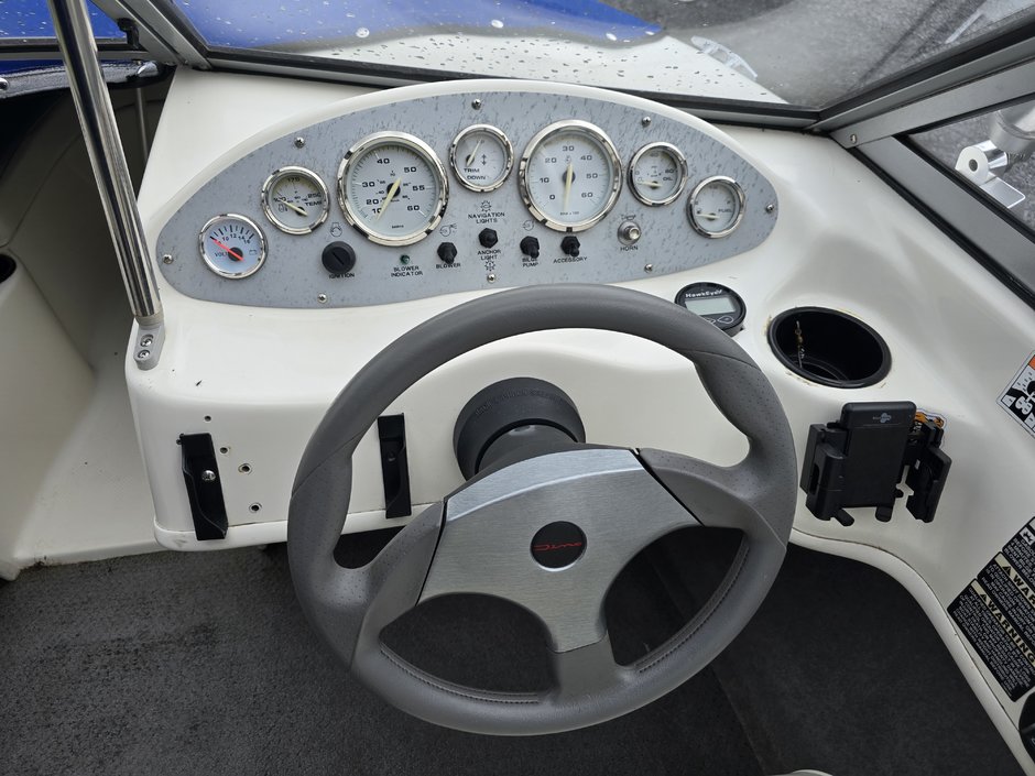 2007 Bayliner 175 Systeme de son complet valeur 5000$-7