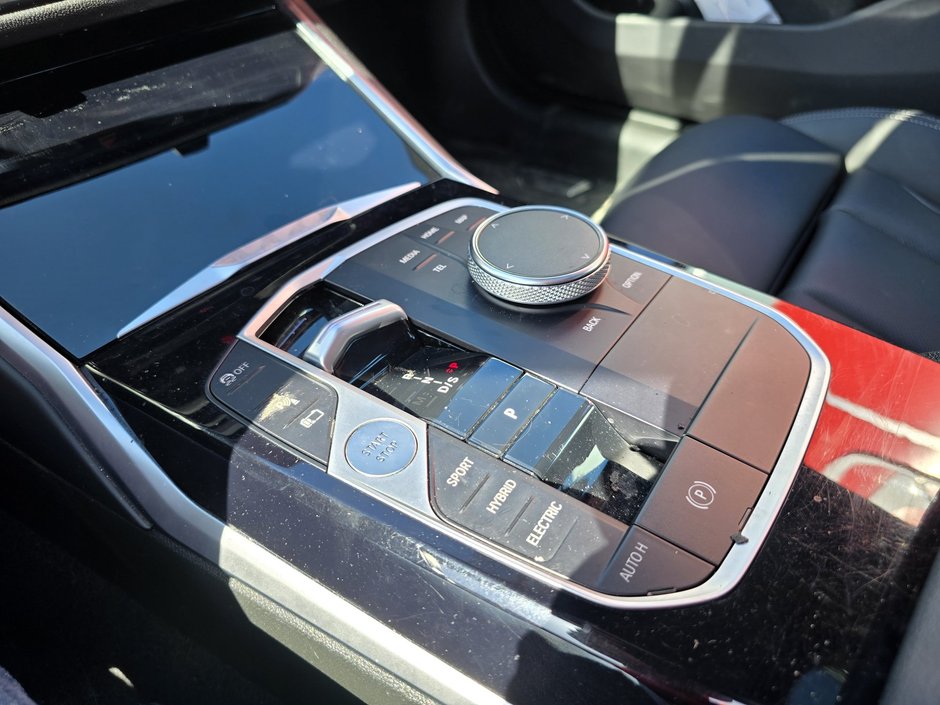 2024 BMW 3 Series 330e xDrive-12