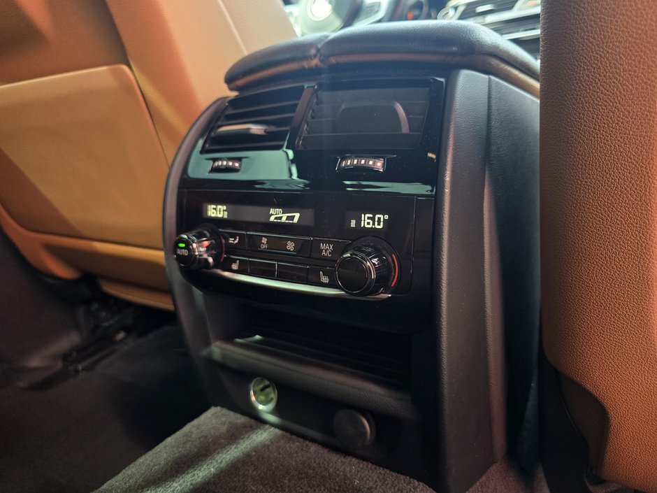 2017 BMW 5 Series 540i xDrive M 335hp-11