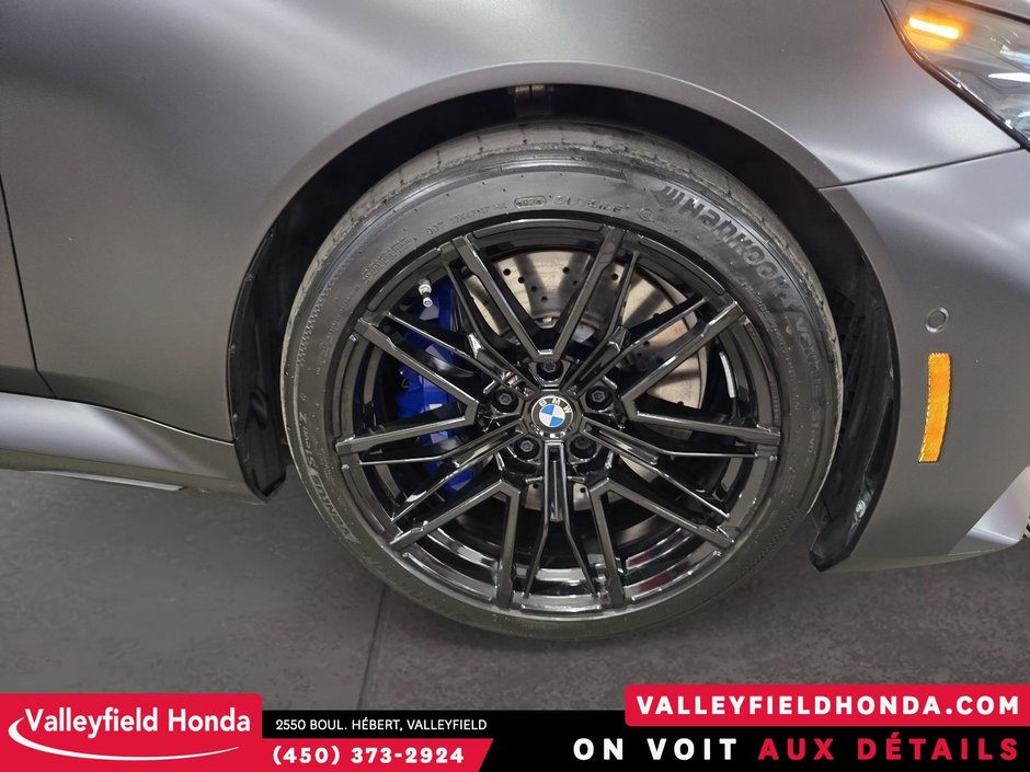 BMW M5 V8 4.4L TWIN TURBO HYBRIDE 717HP ET 738LB COUPLE 2025-9