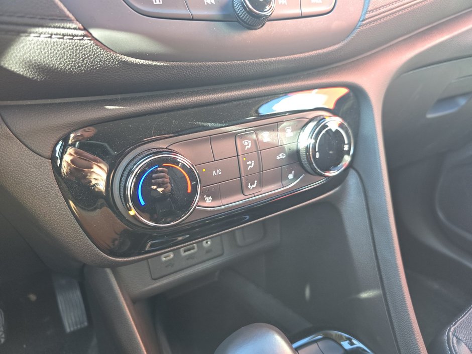 2020 Buick Encore GX Preferred Sport Touring AWD-10