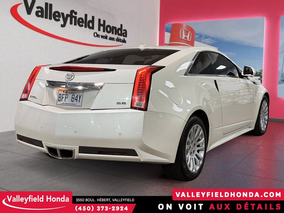 Cadillac CTS Coupe Performance 2011-5