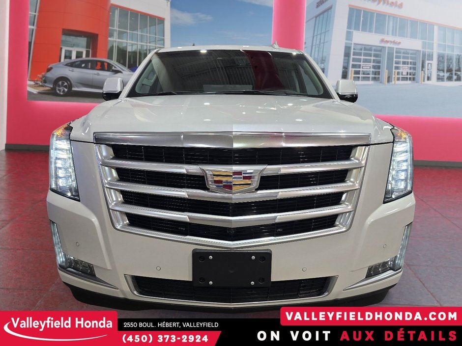 2016 Cadillac Escalade ESV Luxury Collection-1