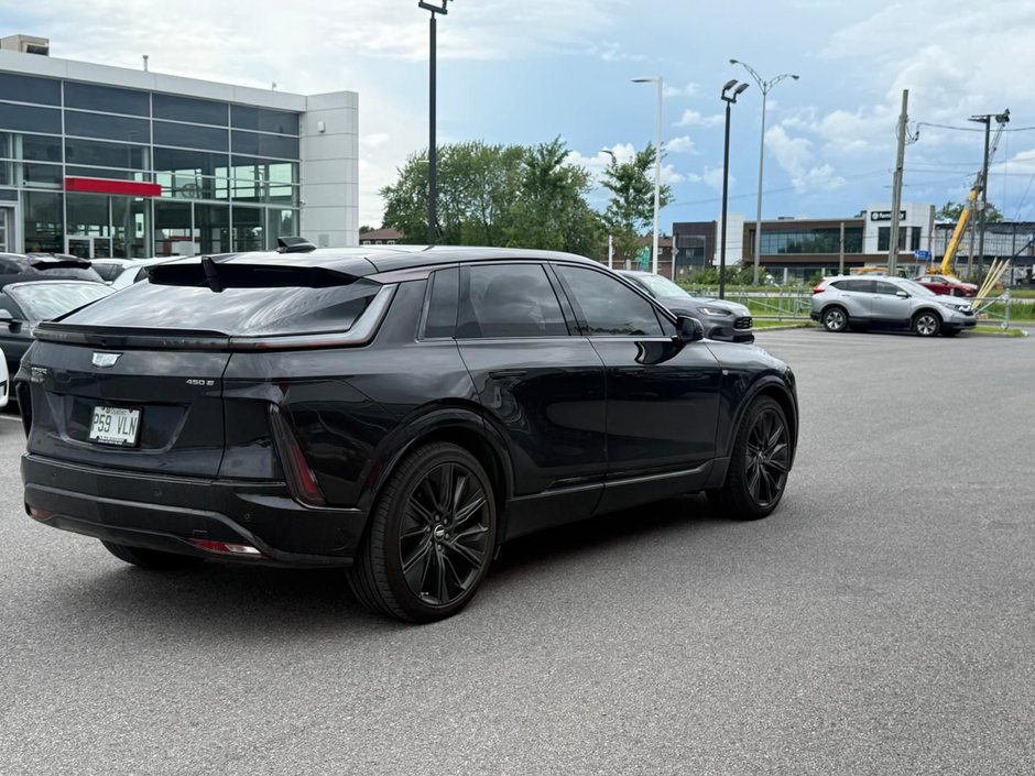 2024 Cadillac LYRIQ Sport-4
