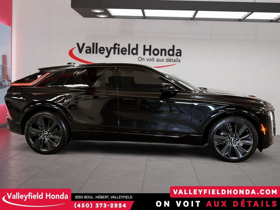 2024 Cadillac LYRIQ Sport 2 - IMPECCABLE-3