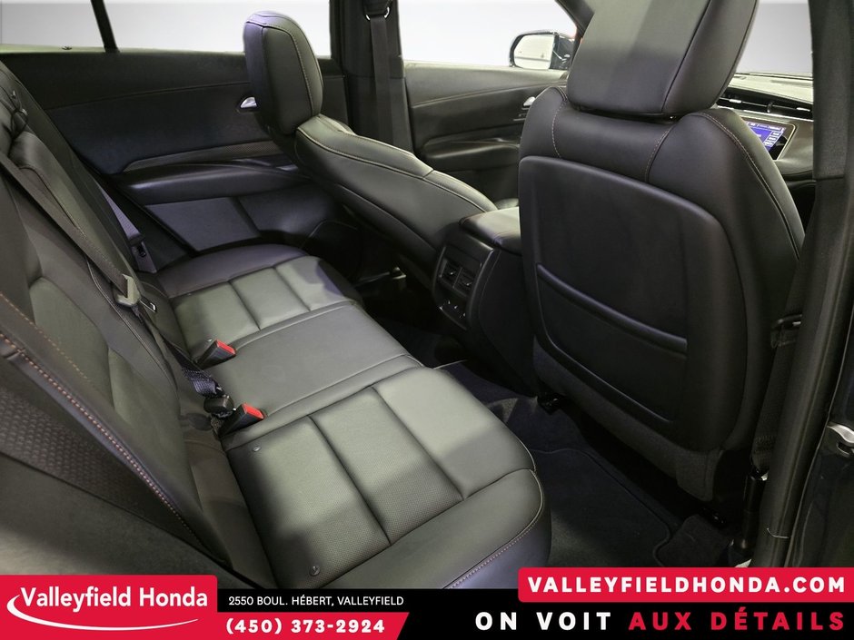 Cadillac XT4 AWD Sport CUIR TOIT PANO 2023-12