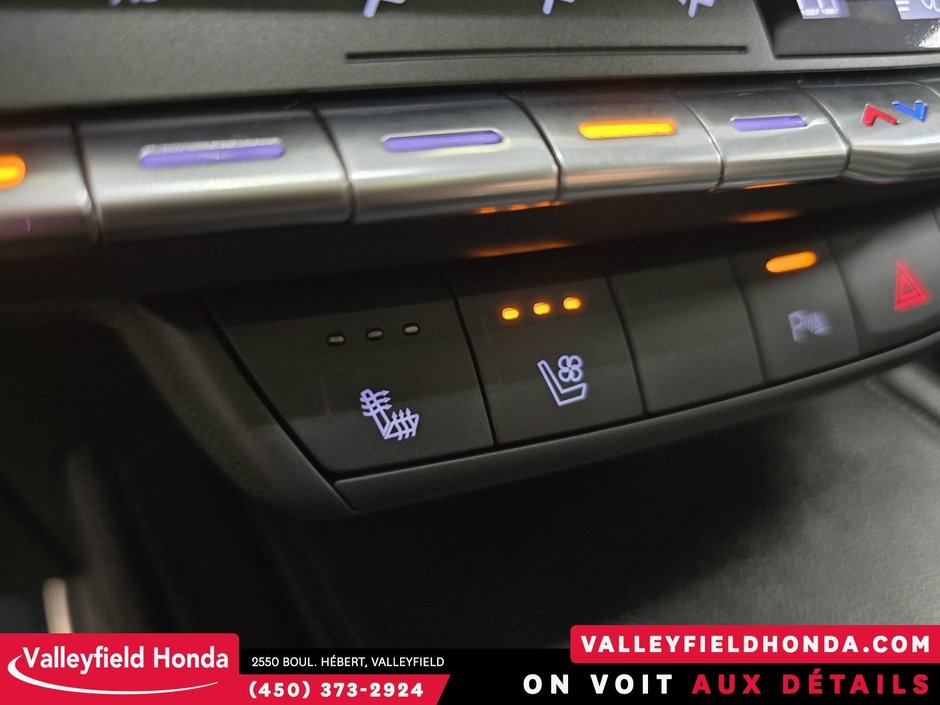 Cadillac XT4 AWD Sport CUIR TOIT PANO 2023-26