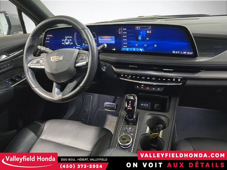 2024 Cadillac XT4 AWD Sport Nouveau modele-17
