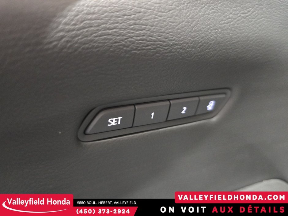2022 Cadillac XT5 AWD Sport-33