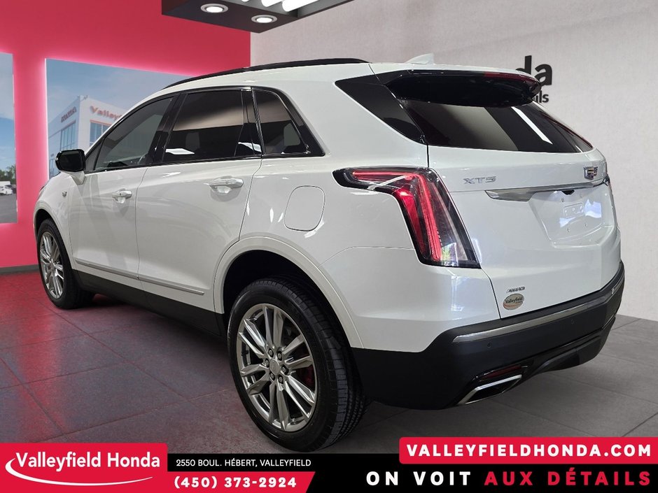 2022 Cadillac XT5 AWD Sport-9