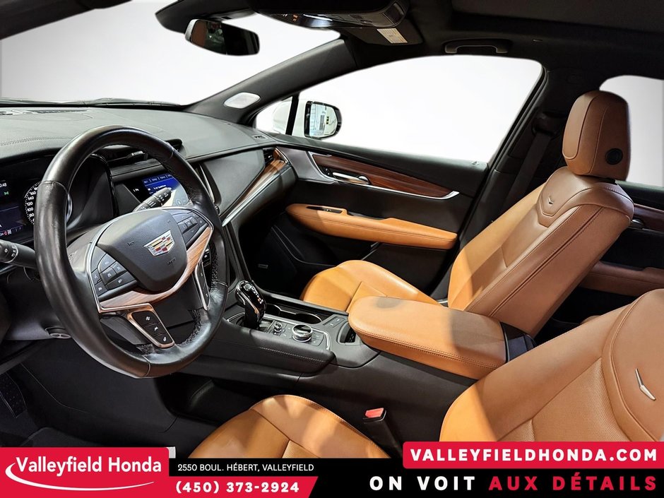 2023 Cadillac XT5 AWD Premium Luxury - TOIT-CUIR-11
