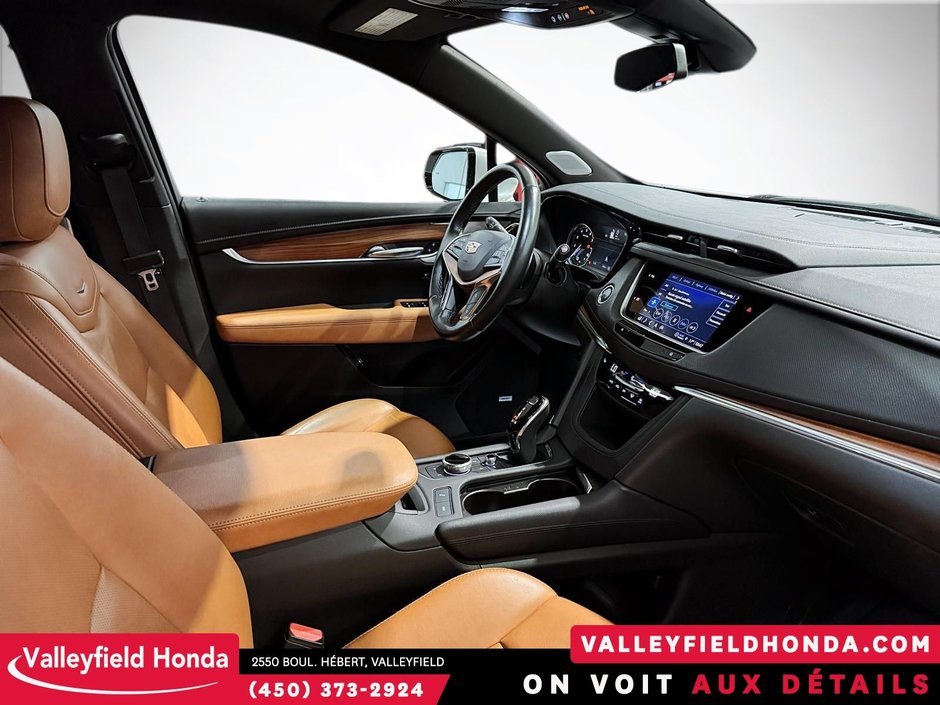 2023 Cadillac XT5 AWD Premium Luxury - TOIT-CUIR-4