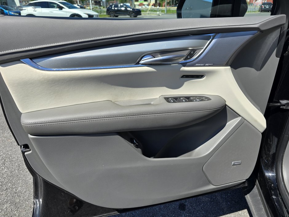 Cadillac XT5 AWD Premium Luxury TOIT PANORAMIQUE NAVIGATION 2023-3