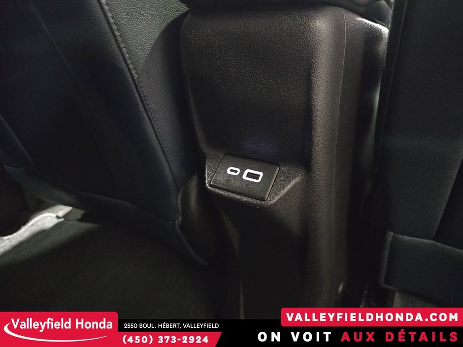 Chevrolet Bolt EUV Premier 2023-13