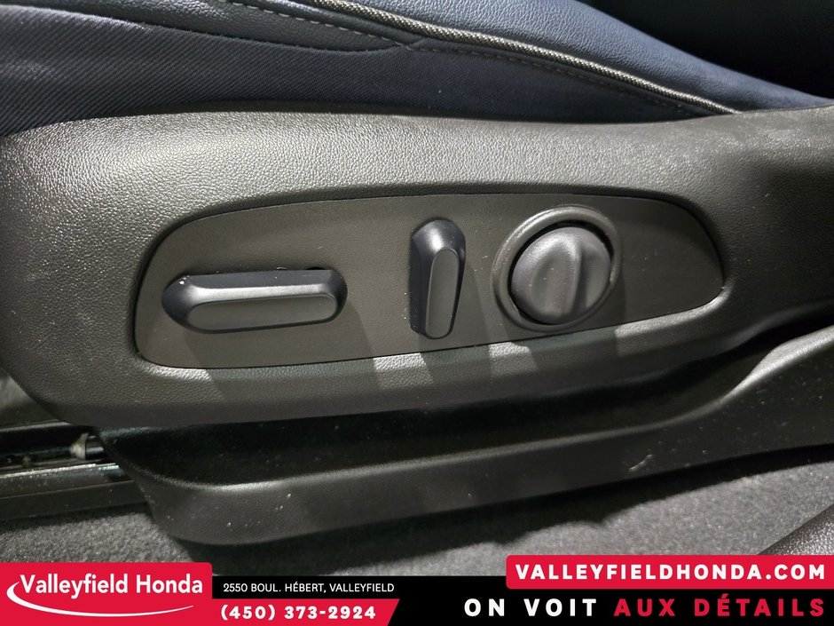 Chevrolet Bolt EUV Premier 2023-17