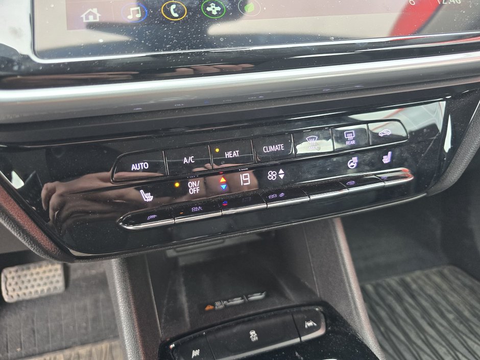 Chevrolet Bolt EUV LT IMPECCABLE 2023-1