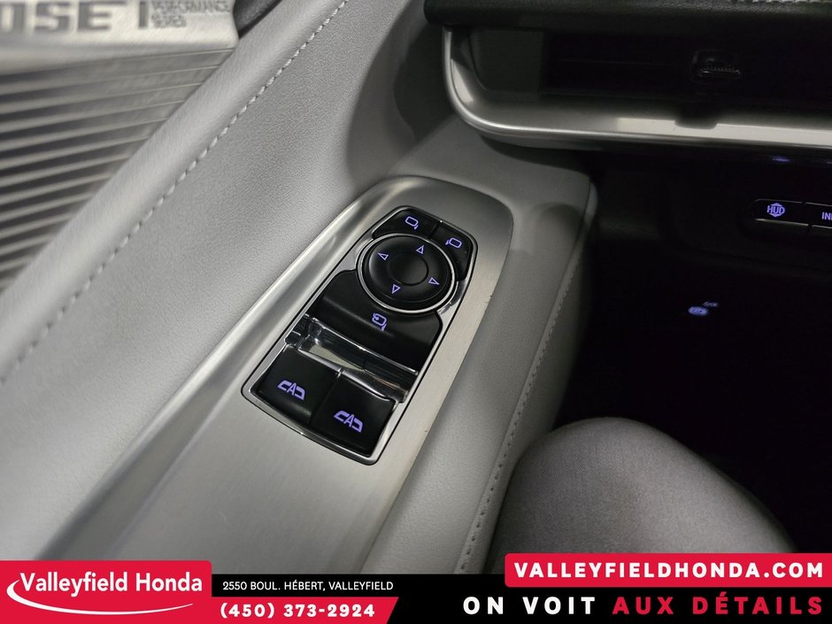 2023 Chevrolet Corvette 2LT 490 HP BOSE AUDIO CUIR BLANC-19