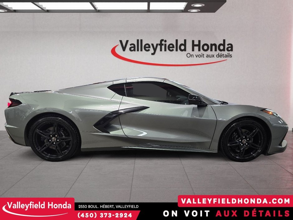 2023 Chevrolet Corvette 2LT 490 HP BOSE AUDIO CUIR BLANC-5