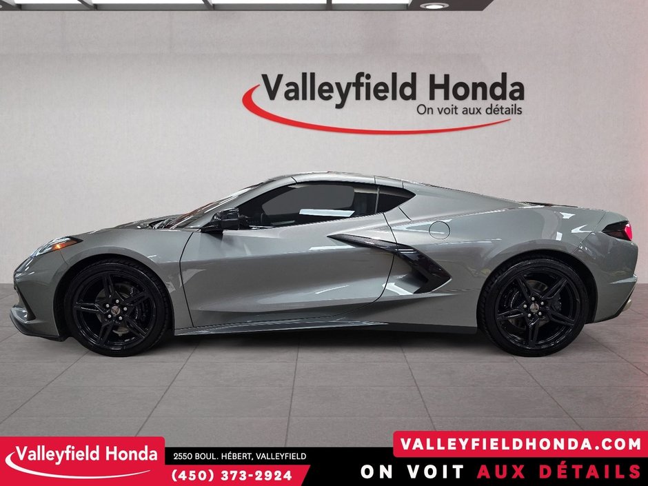 2023 Chevrolet Corvette 2LT 490 HP BOSE AUDIO CUIR BLANC-9