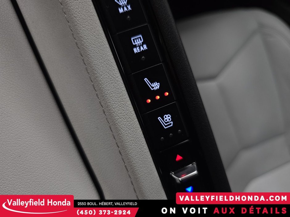 2023 Chevrolet Corvette 2LT 490 HP BOSE AUDIO CUIR BLANC-30