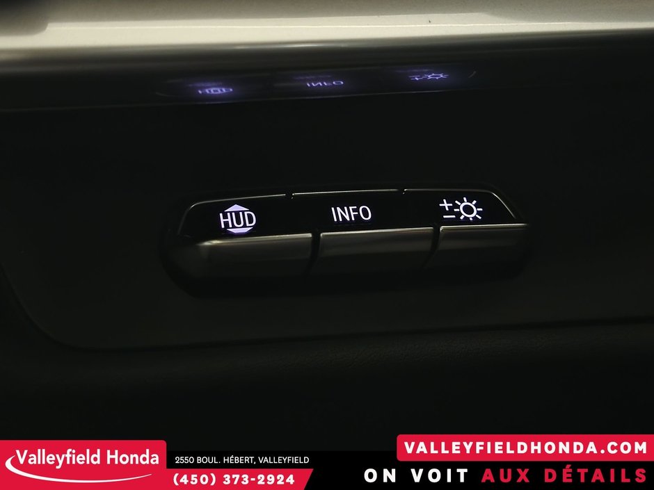 2023 Chevrolet Corvette 2LT 490 HP BOSE AUDIO CUIR BLANC-37