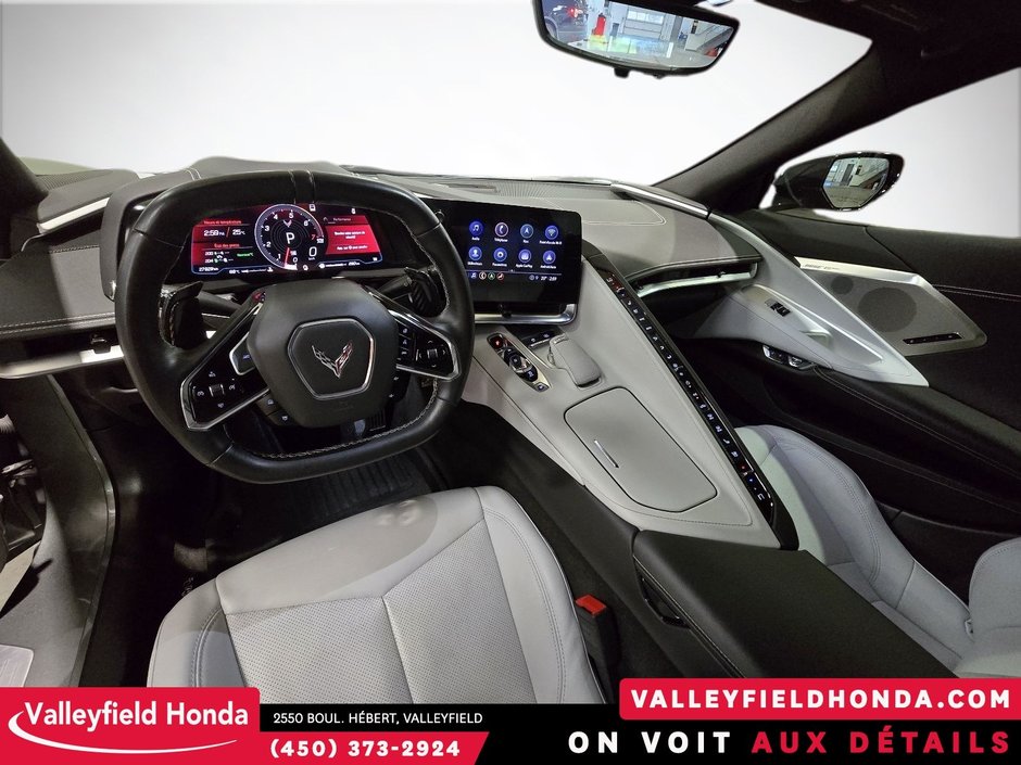 2023 Chevrolet Corvette 2LT 490 HP BOSE AUDIO CUIR BLANC-17