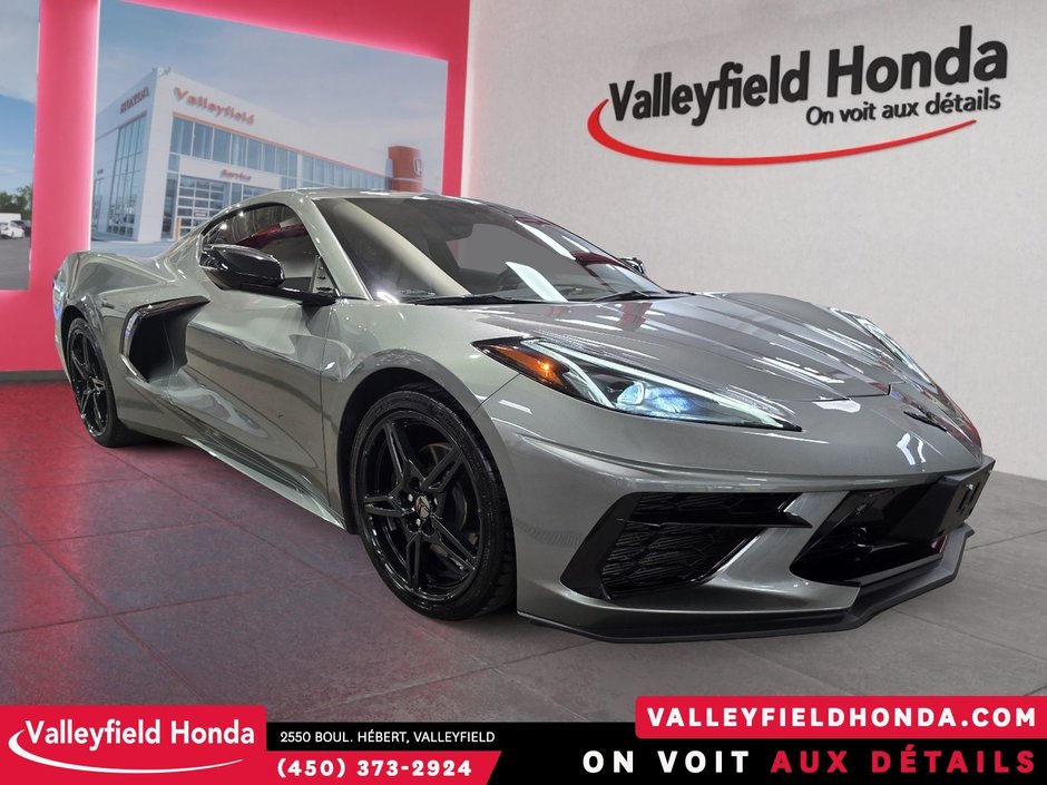 2023 Chevrolet Corvette 2LT 490 HP BOSE AUDIO CUIR BLANC-2