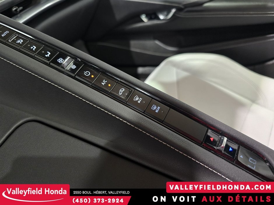 2024 Chevrolet Corvette 1LT - Z51 PERFORMANCE PACKAGE-52