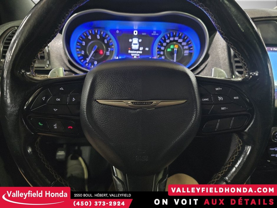 2019 Chrysler 300 S-16