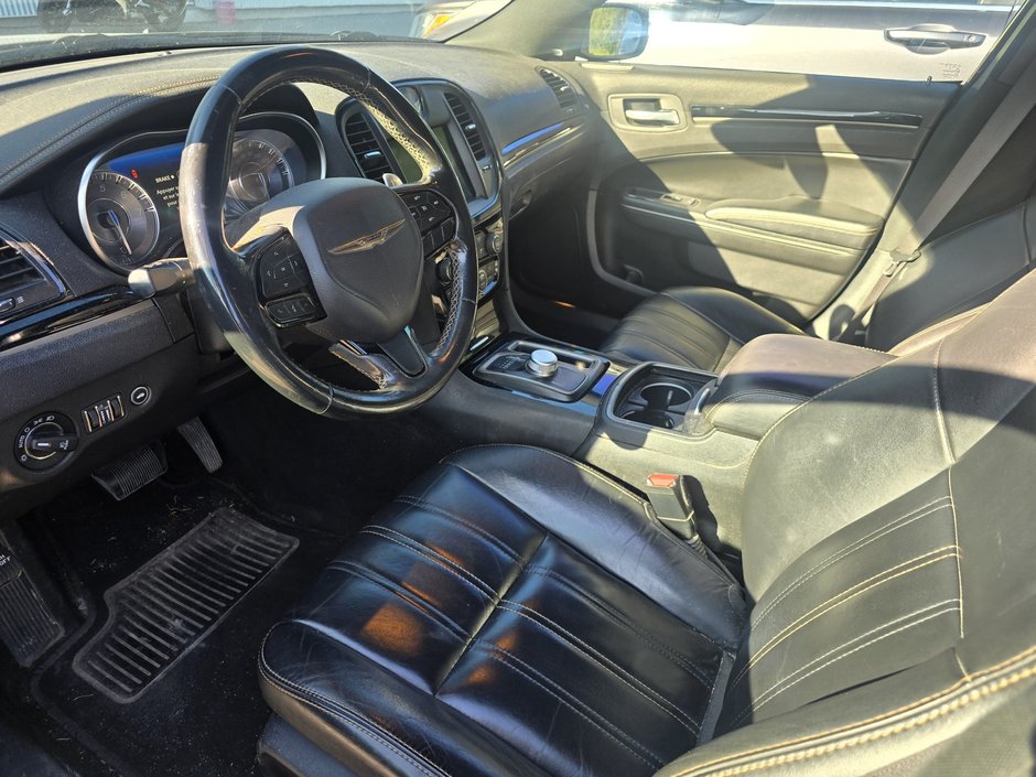 2019 Chrysler 300 S-4