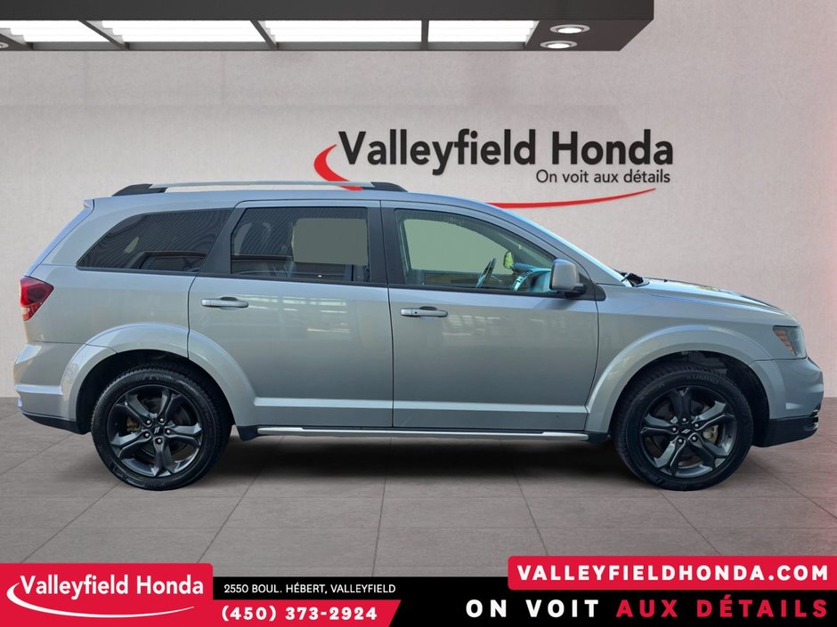 Dodge Journey Crossroad AWD CUIR MAGS NOIRS NAVIGATION TOIT 2018-3